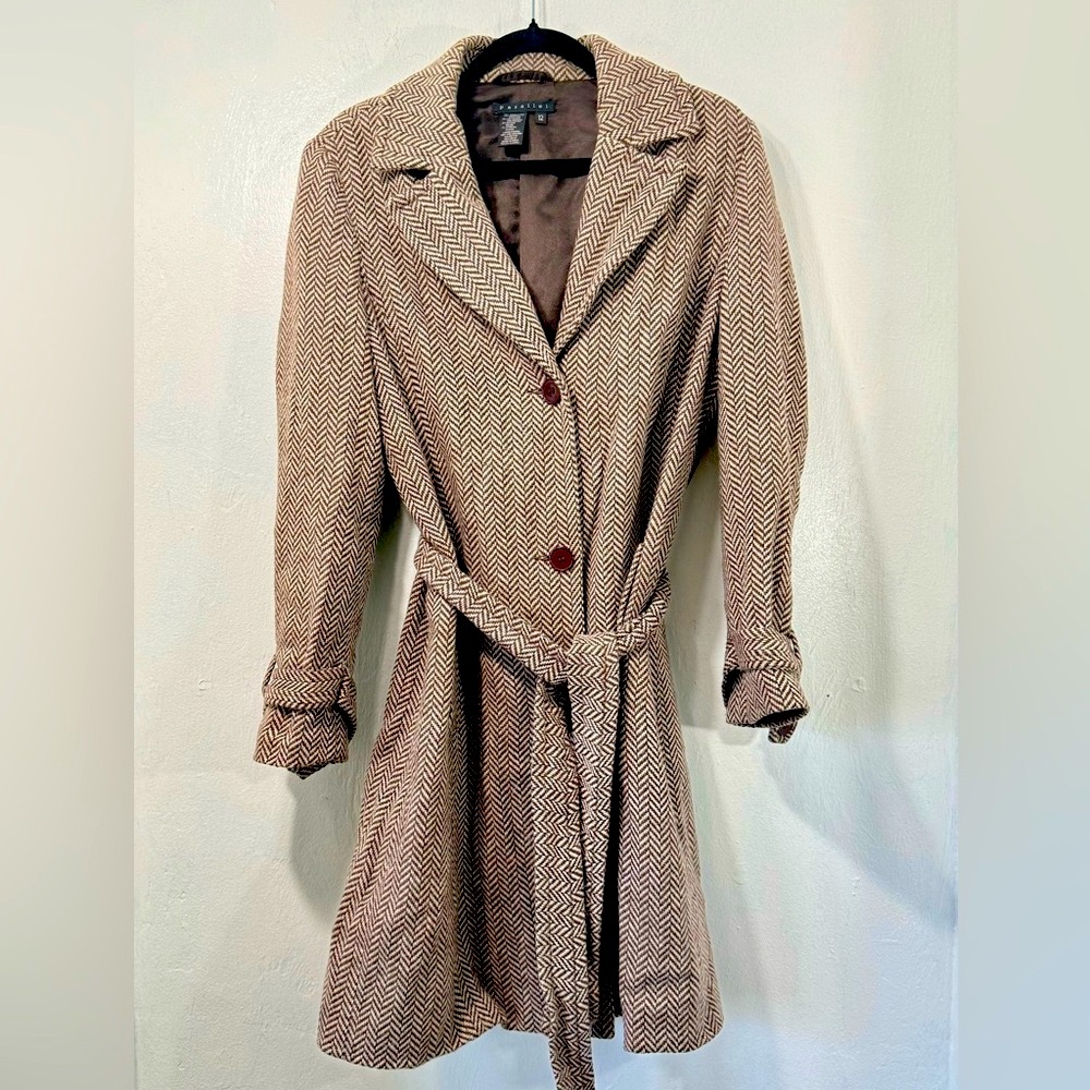 70% Wool Brown Classic Herringbone longline  Parallel trench coat with belt. 12